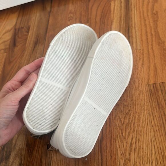 Austin Trading Co. Company Girls Leopard Casual Tennis Shoe Sneaker size 3 - Picture 2 of 9